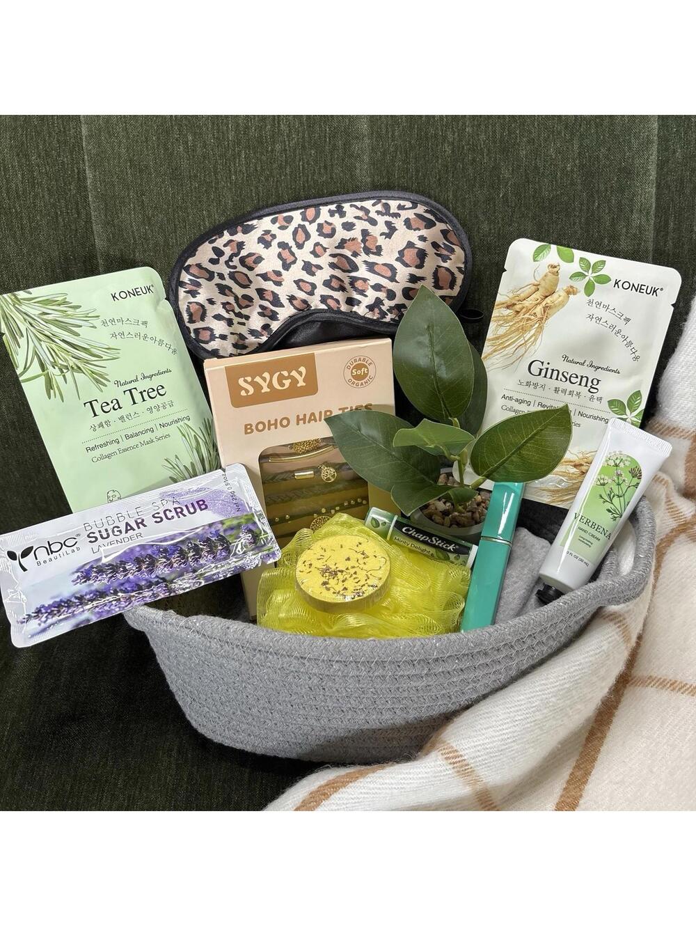 Day Spa Gift Basket, Bath and Body Relaxation Thinking of You Present